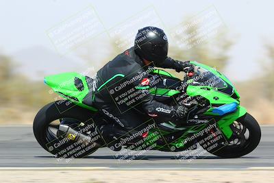 media/Mar-28-2022-Superbike Trackdays (Mon) [[b8603d0f67]]/Open Track Time/Turn 3 Inside/